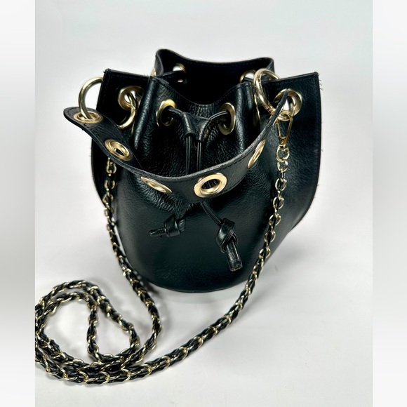 HOUSE OF HARLOW Original 1960 100% Leather Bucket Crossbody Drawstring Bag - Picture 2 of 11